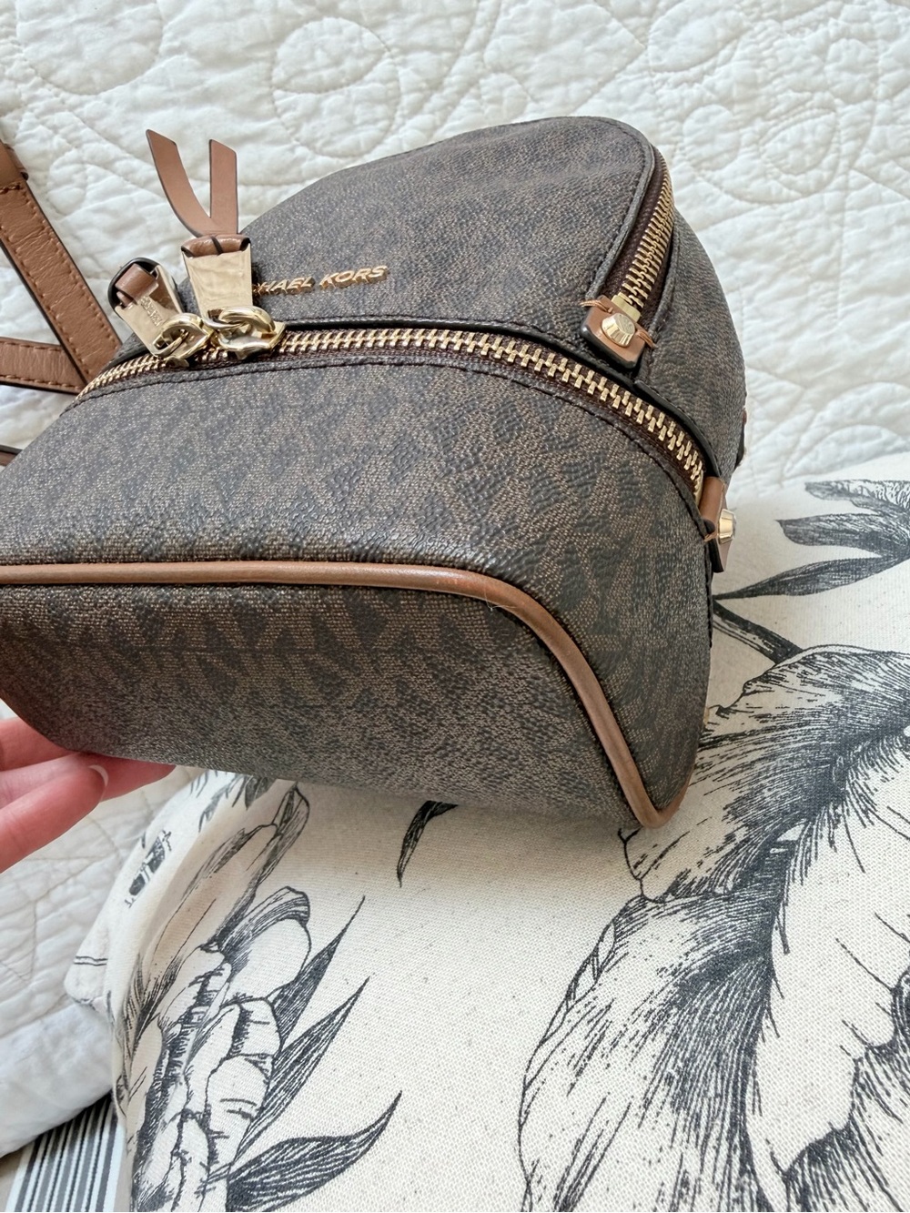 Michael Kors Rhea Mini Logo
Backpack - Picture 2 of 5